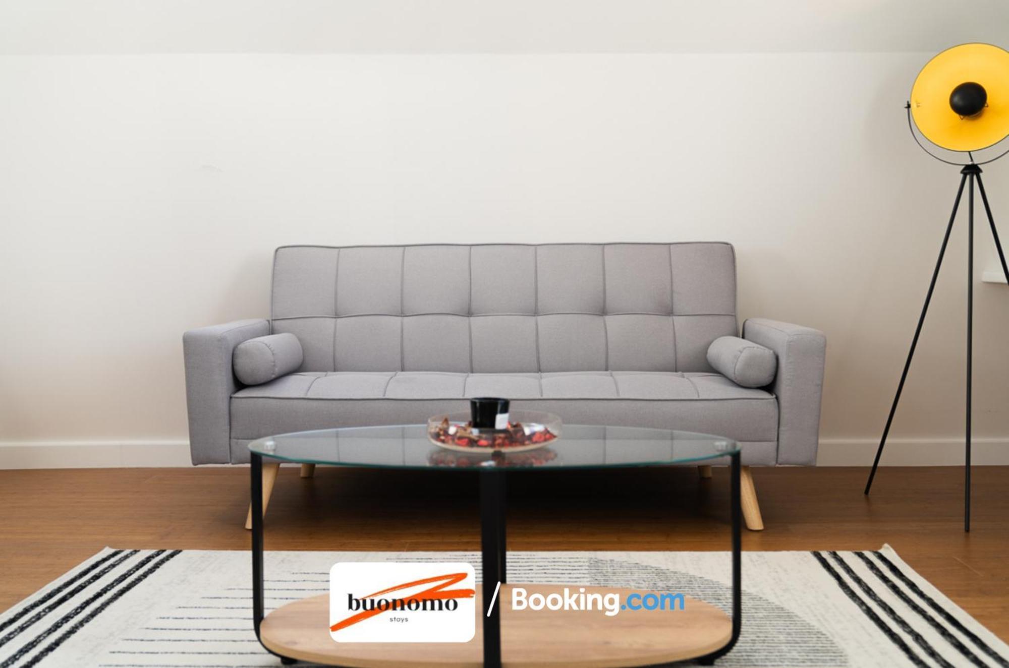 Two Bedroom Apartment At Buonomo Stays Short Lets & Serviced Accommodation London Exterior photo