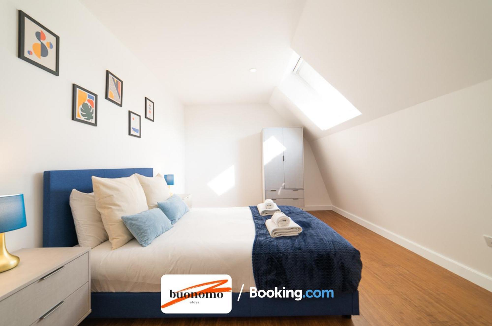 Two Bedroom Apartment At Buonomo Stays Short Lets & Serviced Accommodation London Exterior photo