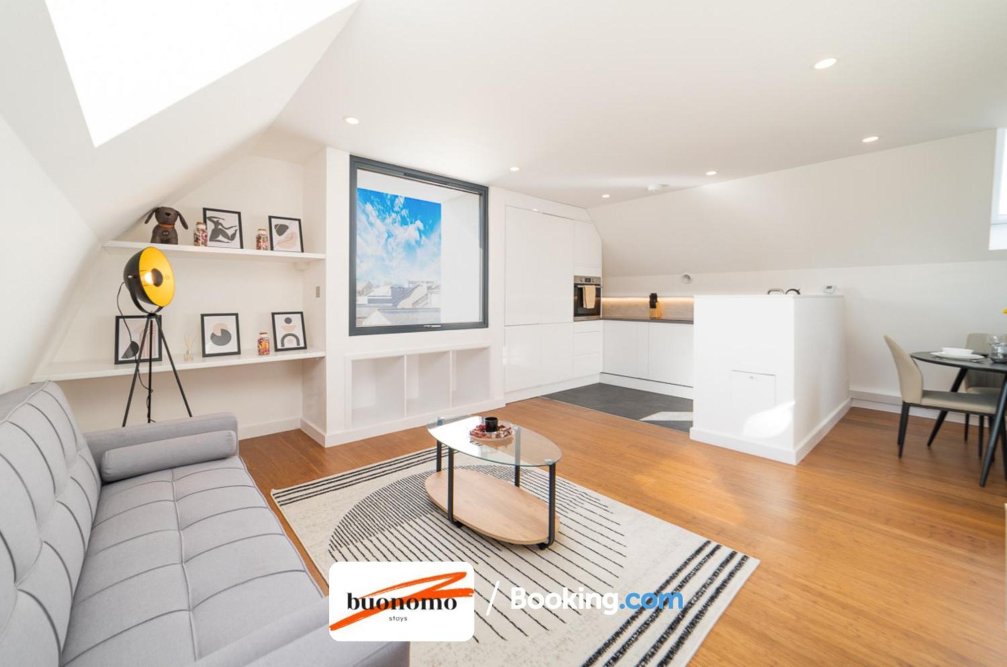 Two Bedroom Apartment At Buonomo Stays Short Lets & Serviced Accommodation London Exterior photo